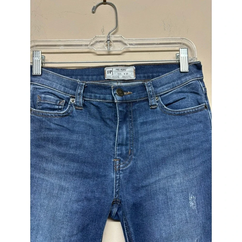 Free People Distressed‎ Skinny Jeans Size 25 Raw Hem Ankle Denim Blue
